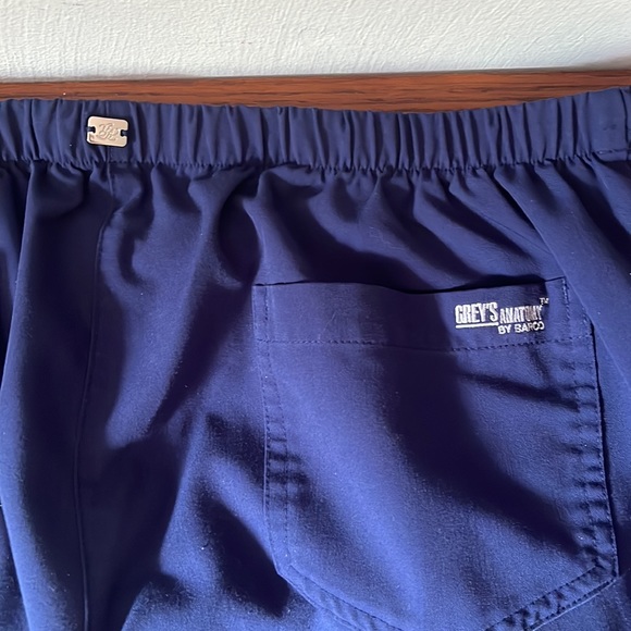 Greys anatomy scrub set - Picture 4 of 9